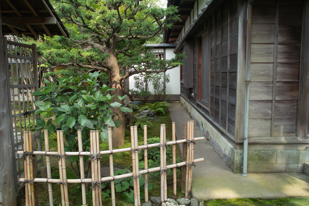 金沢　４