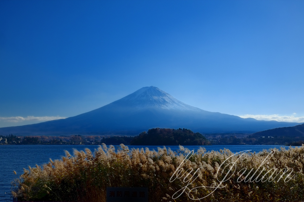 BEAUTIFUL JAPAN "Fuji in Autumn"