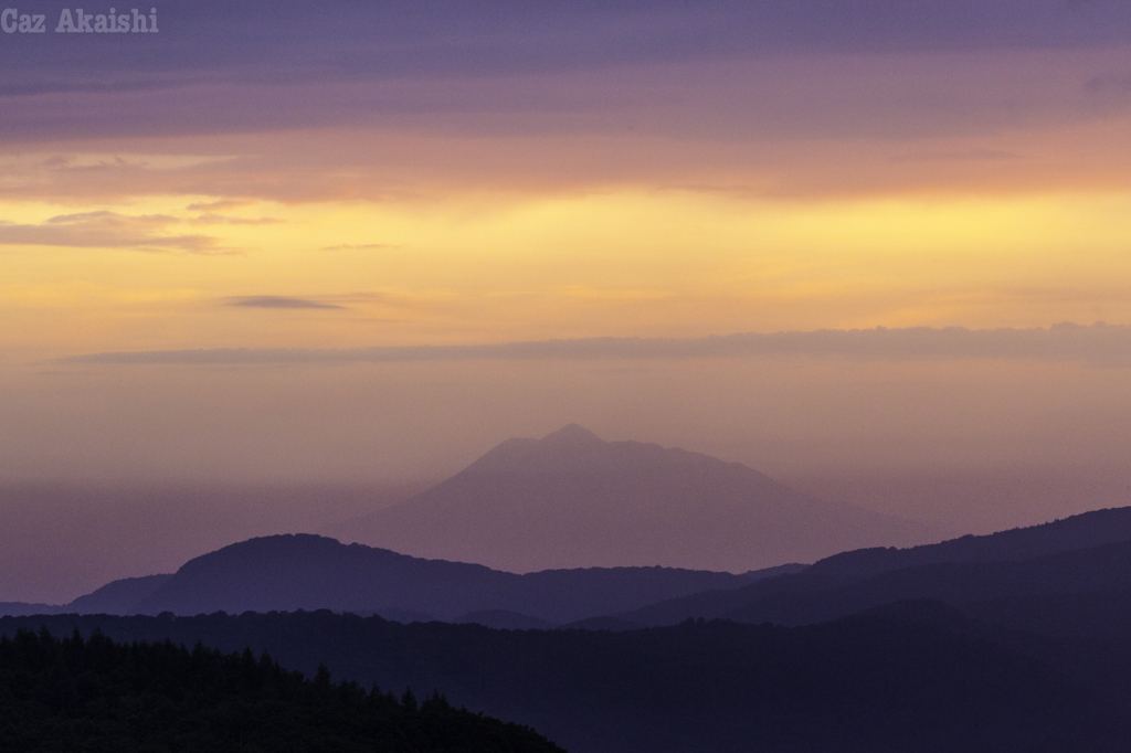 城ケ倉から望む岩木山の夕焼け
