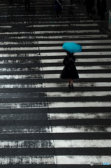 雨の色