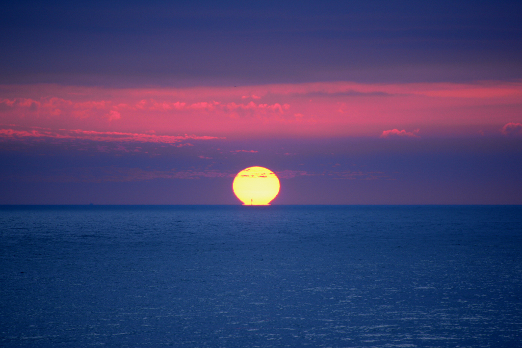 石狩湾に沈む夕日