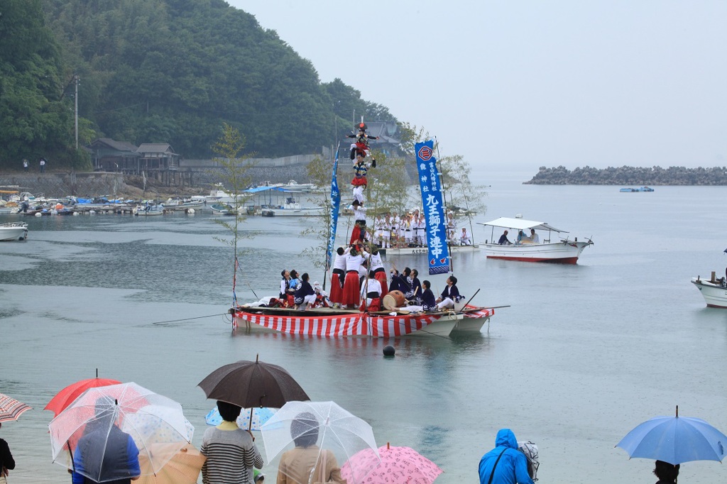 船上の四継ぎ獅子