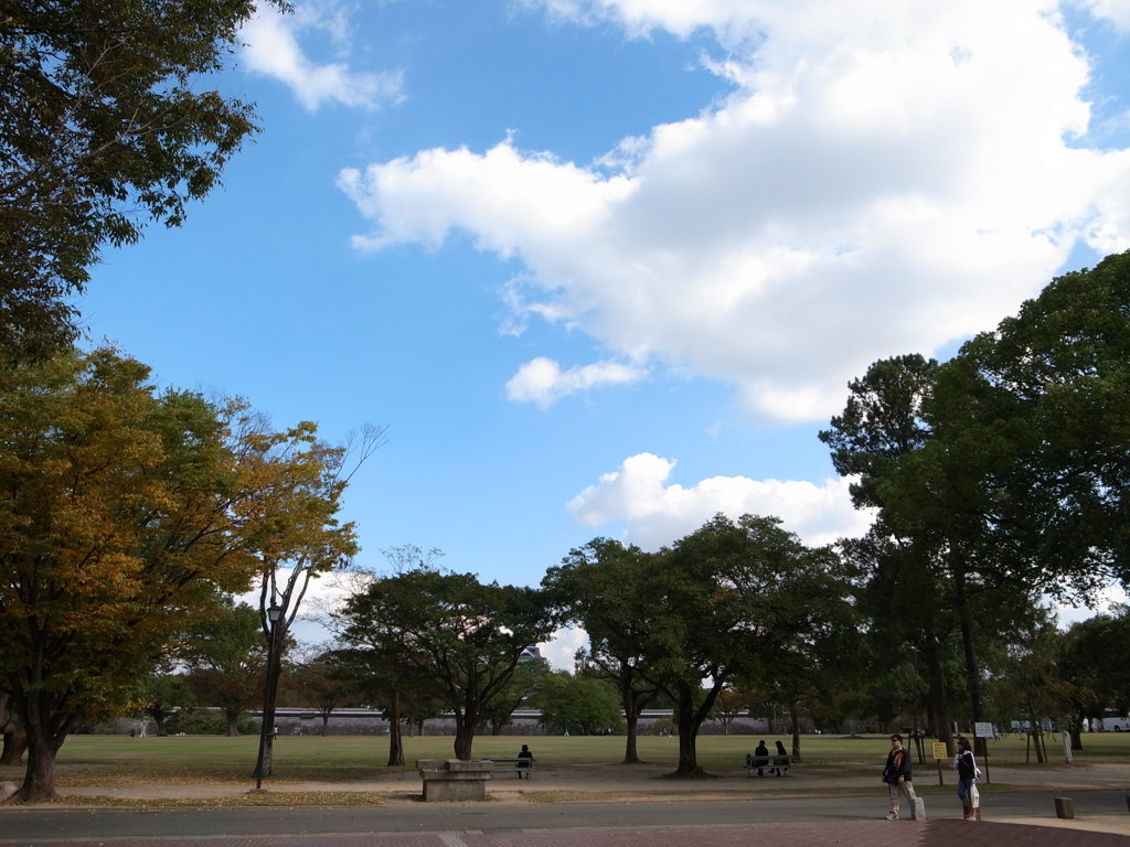 二の丸公園の空。