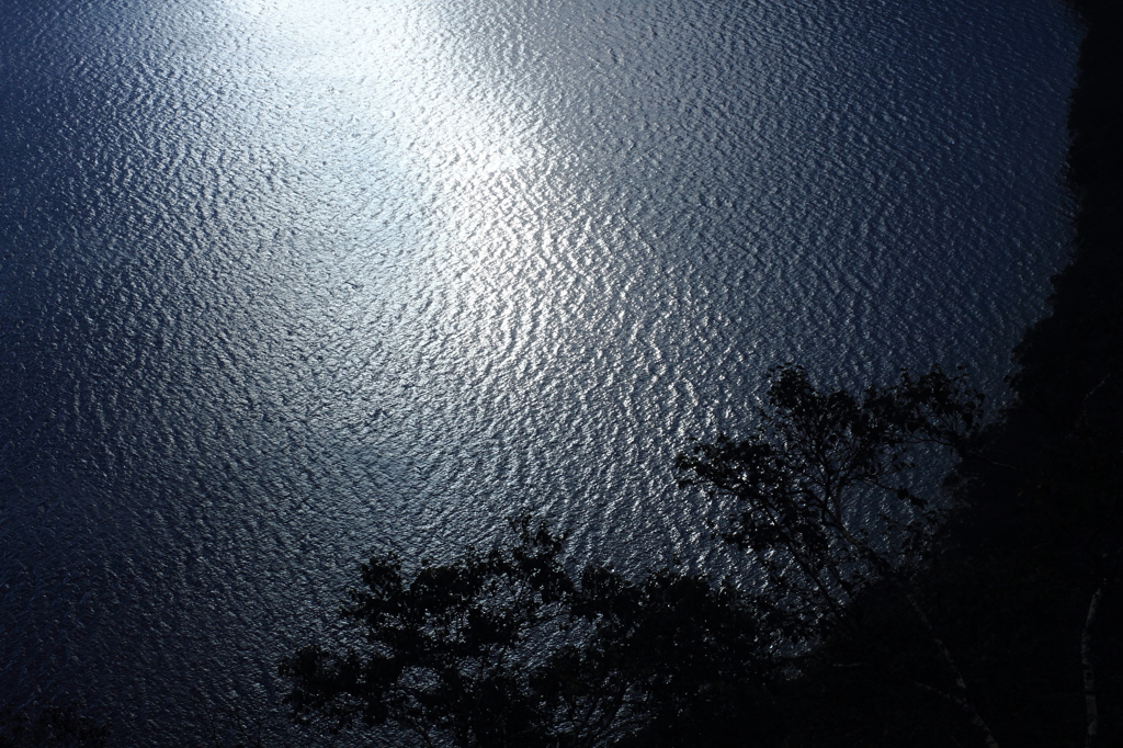 その青のように