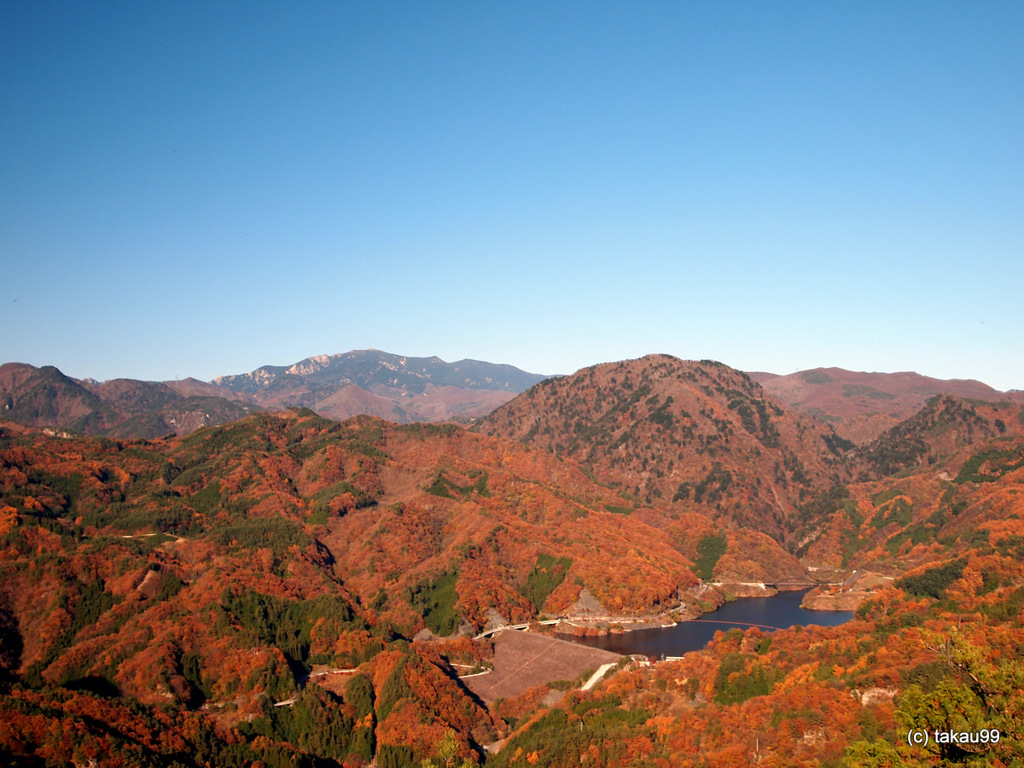 紅葉の荒川ダム