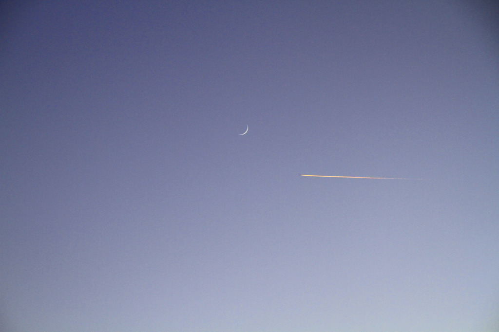 三日月空