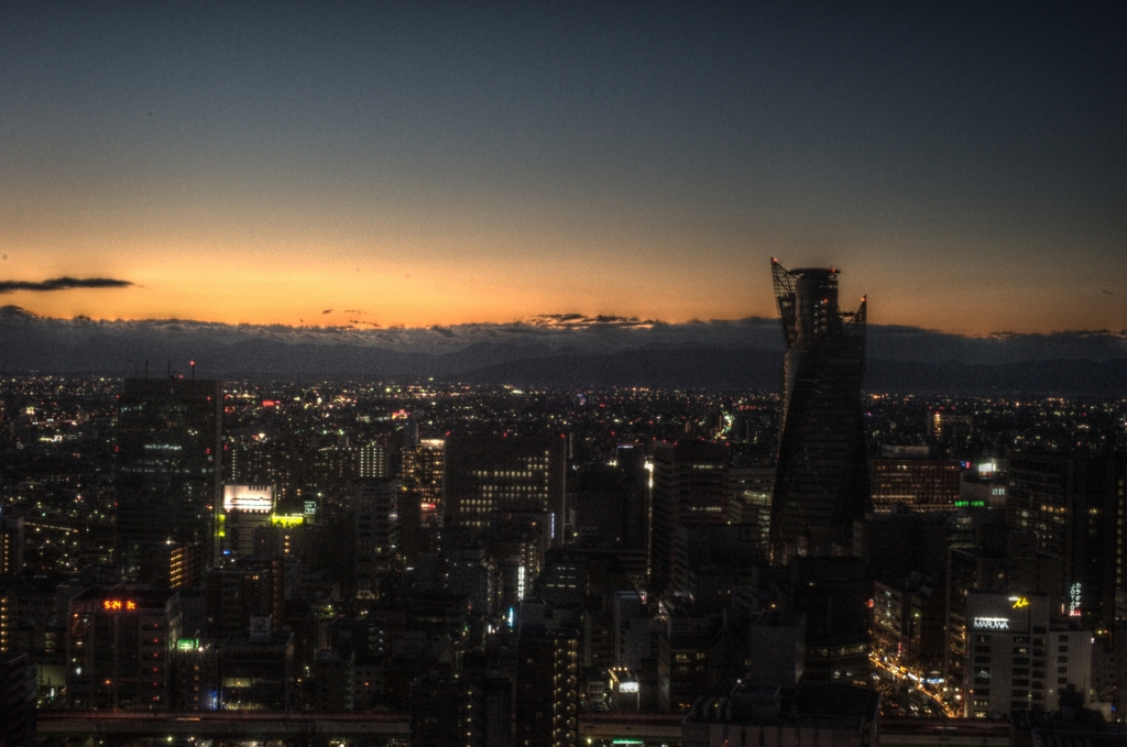 5：24　3℃　Nagoya　HDR