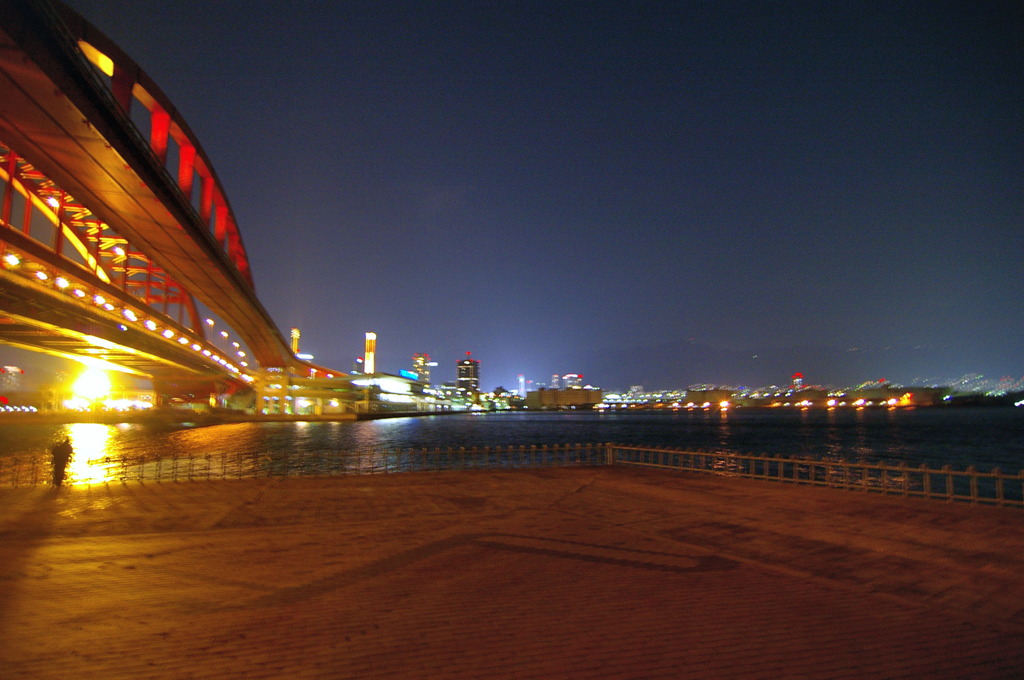 神戸大橋
