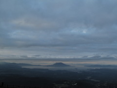 錦江湾に浮かぶ桜島