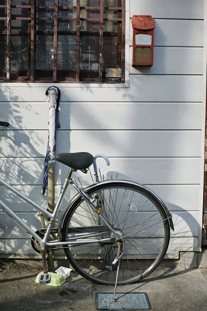 傘と自転車