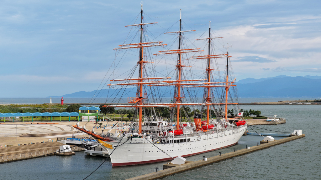 Sailing Ship　.