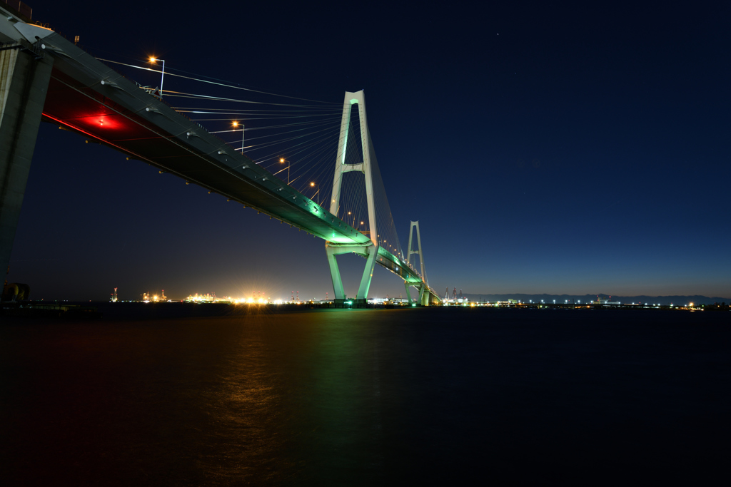 　ライトアップの始まり　.