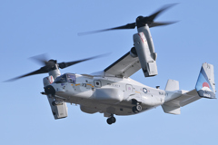 CMV-22B  .