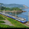 海と空の色の電車