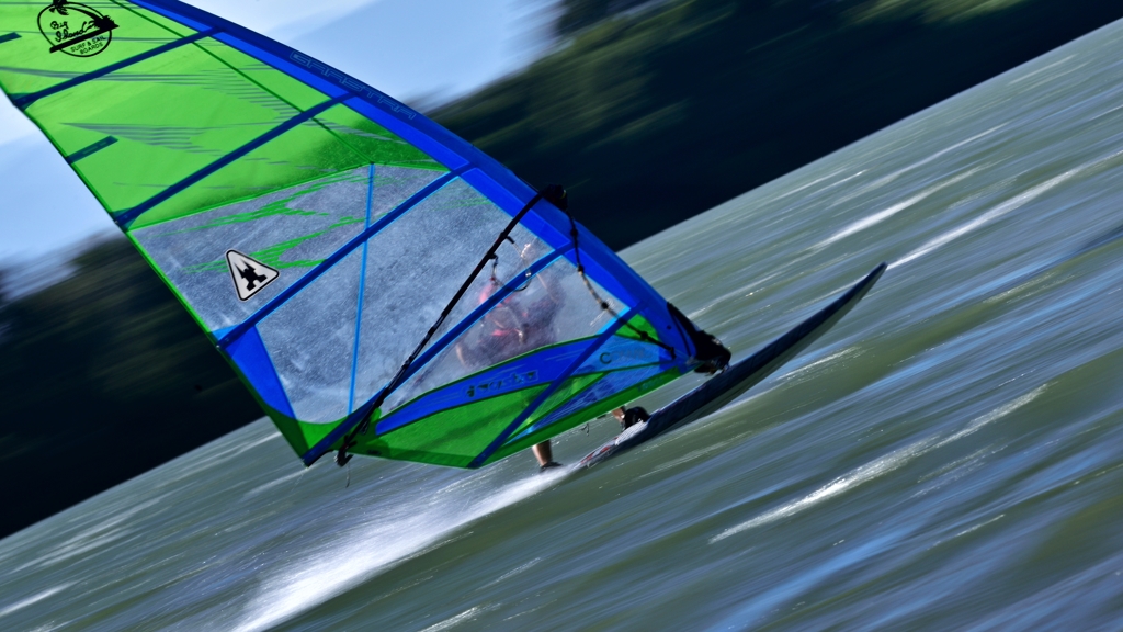 　Windsurfing.1