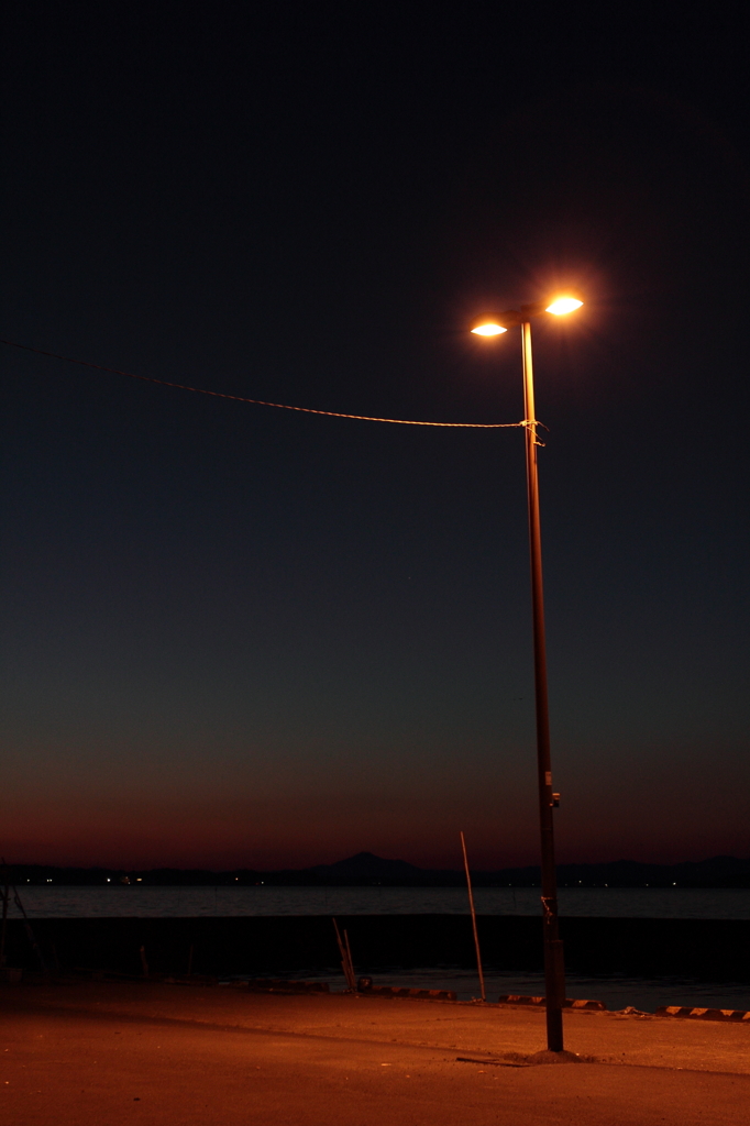 夜と灯り