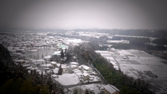 雪降る町