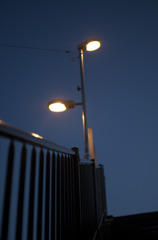 夜明けの、足踏み