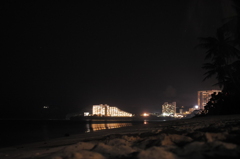 夜の浜辺