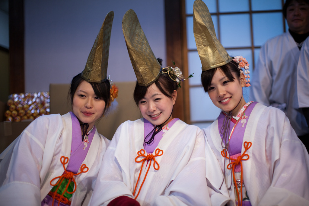 福娘 2011 三人衆