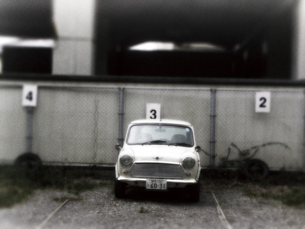 駐車場のミニ