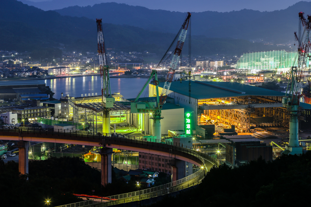 今治造船の夜