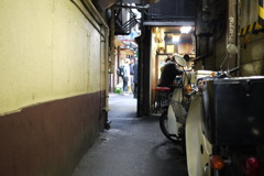 新宿路地