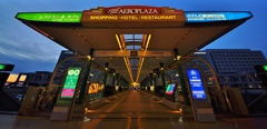 AEROPLAZA