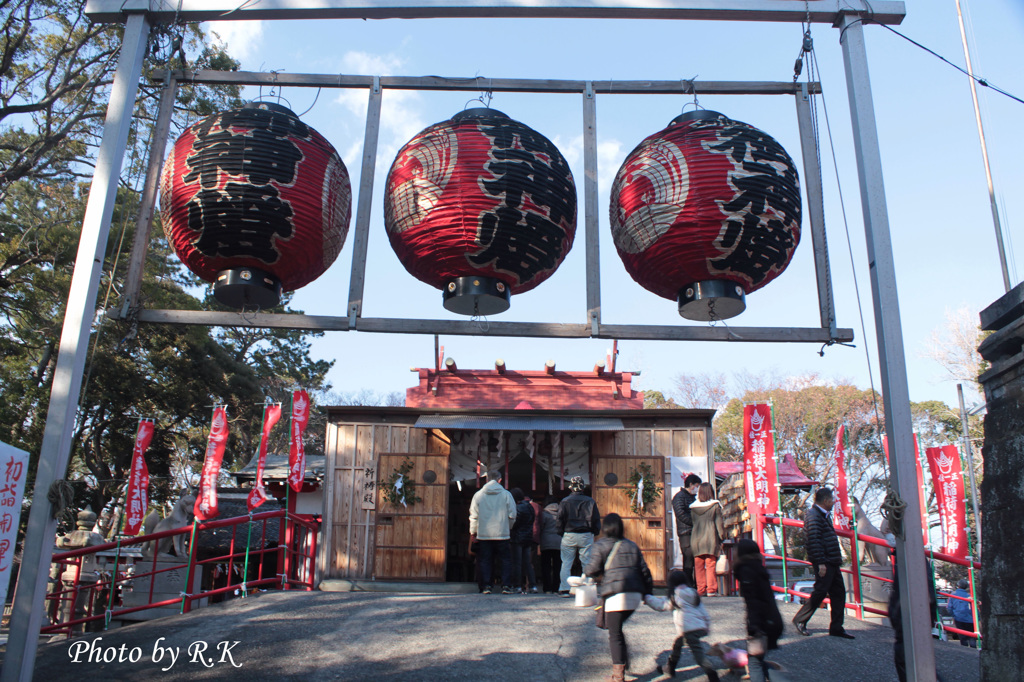 清水美濃輪稲荷神社（まだ仮社殿）