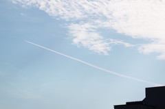 飛行機雲ひとすじ
