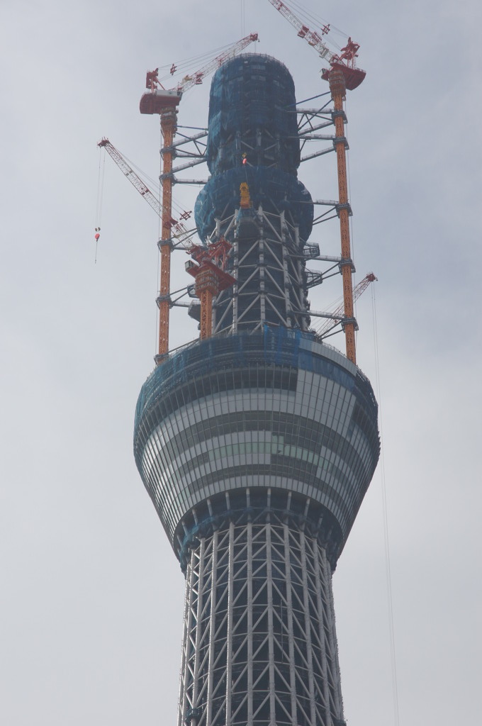 建設中