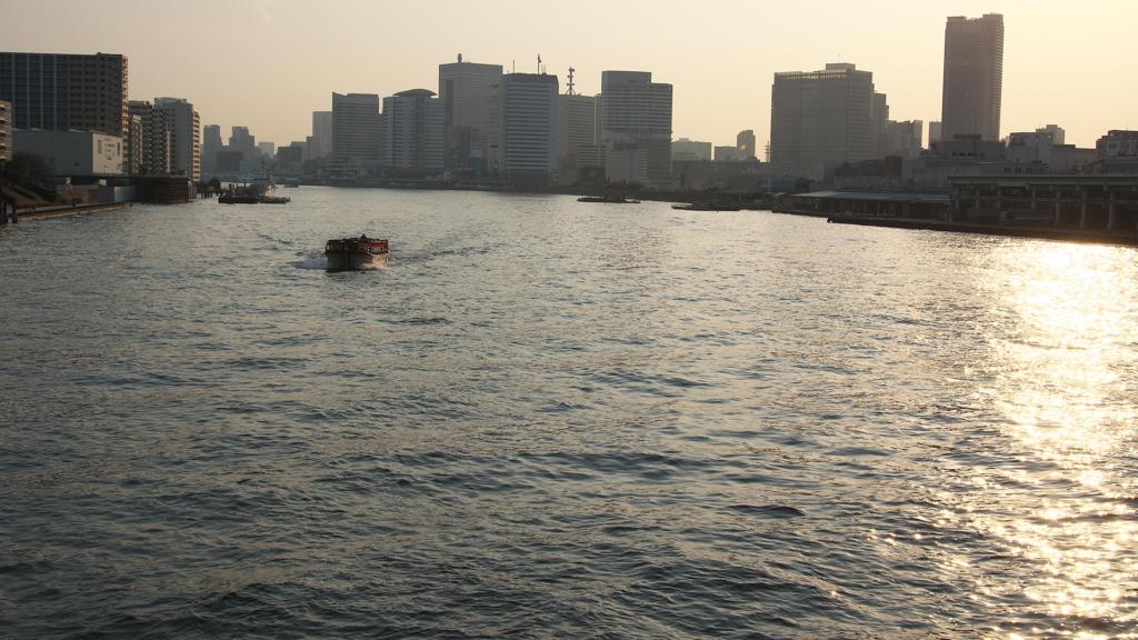 築地夕景