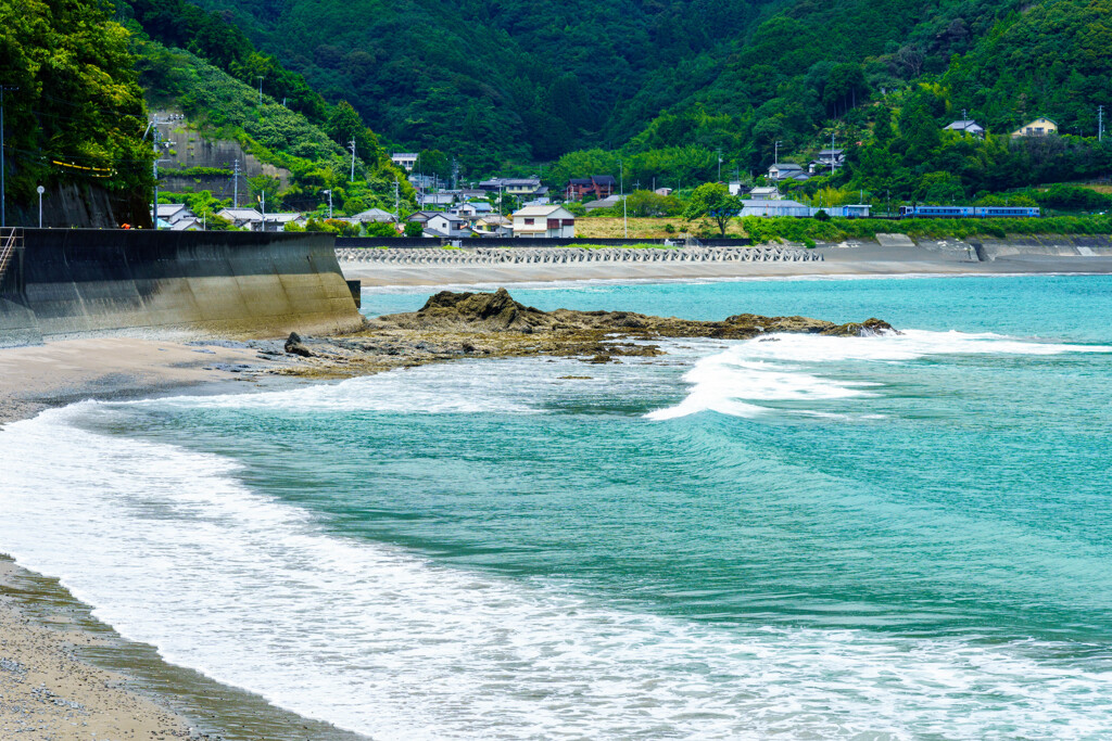 さざ波海岸線