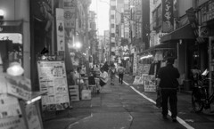 宵の街