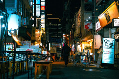 神田駅前宵の口