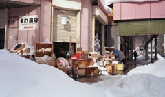 雪の青森、冬の営み