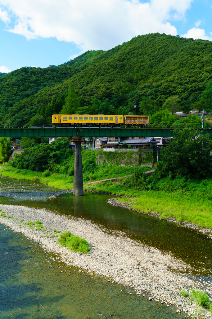 しまんトロッコが往く