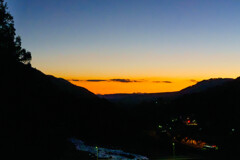 遠き山に陽は落ちて