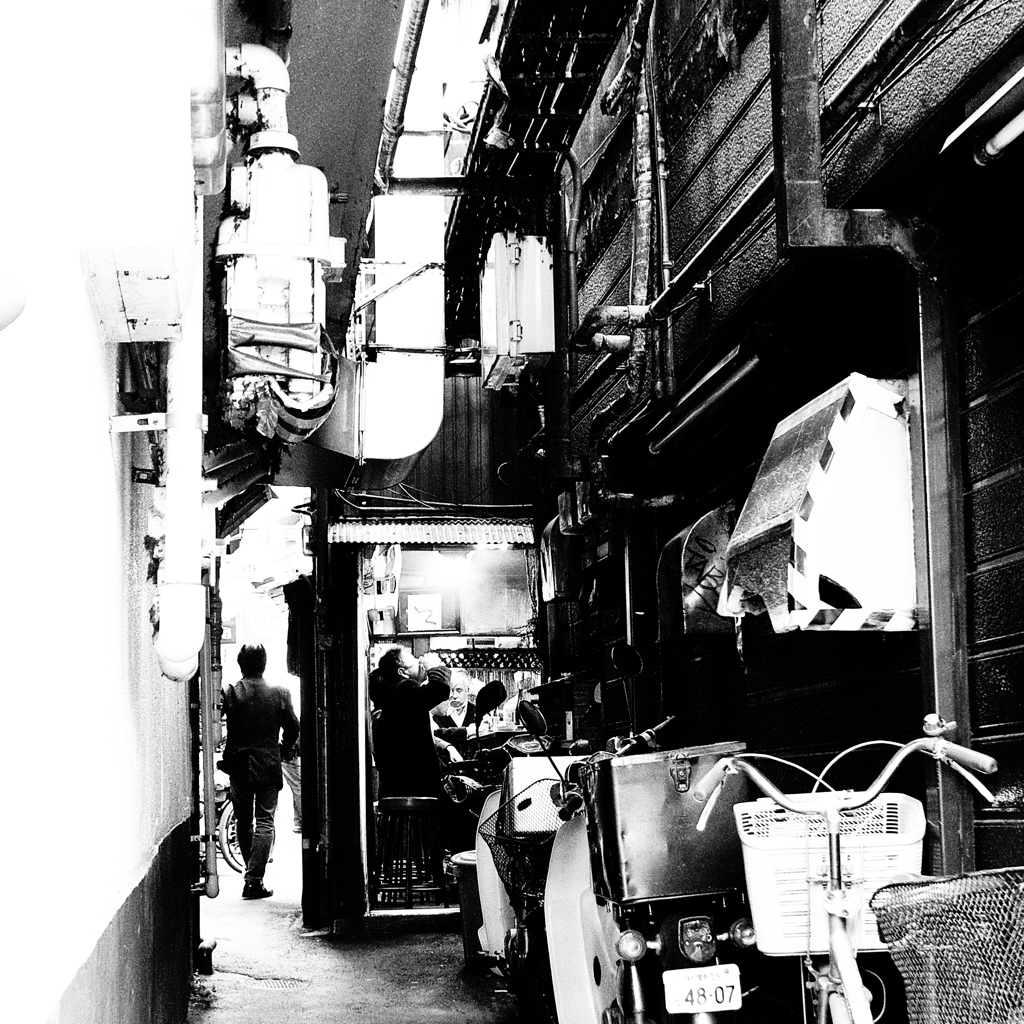 路地裏
