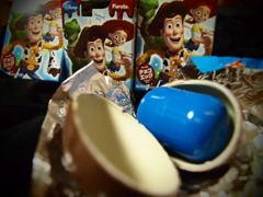チョコエッグ