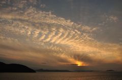 危うげな夕暮れ