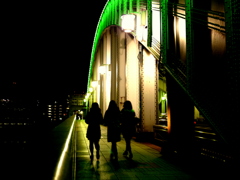 勝鬨橋・人の往来