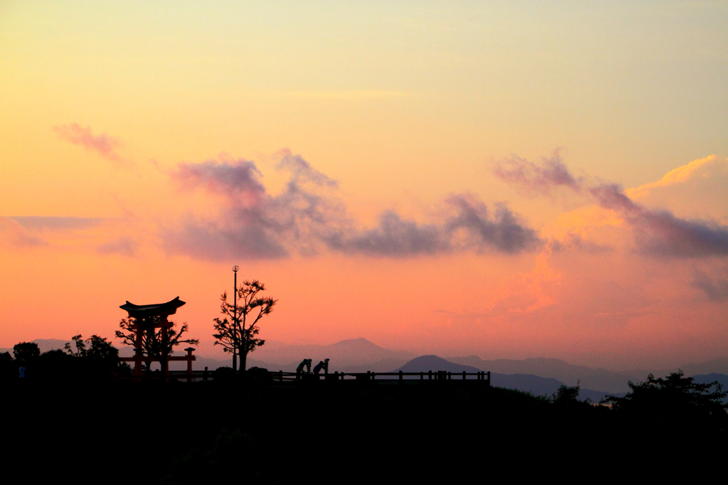 夜明けの展望台～宮島SA～