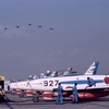 86ブルーと迫るC-1