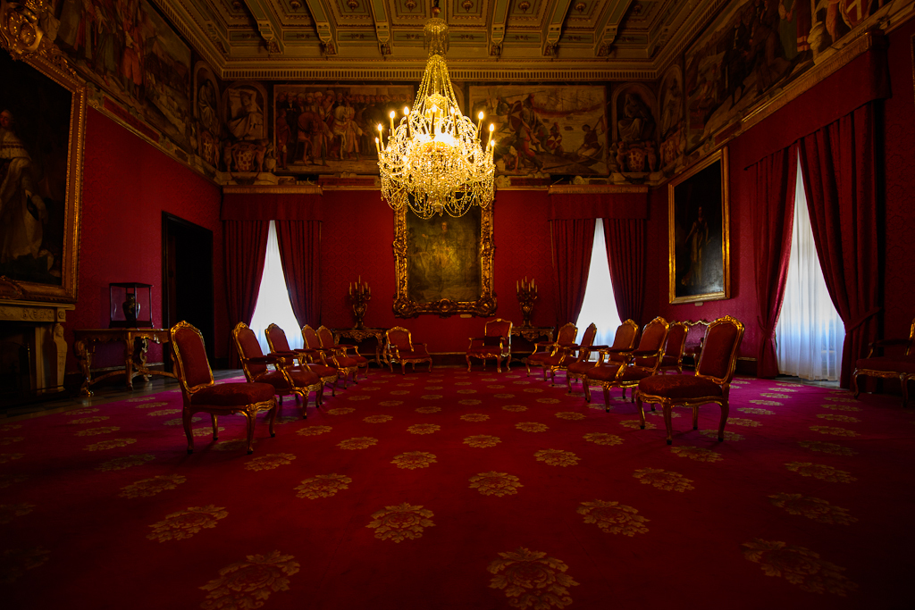 Red Room By Bernini Id 写真共有サイト Photohito