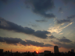 残暑の夕空