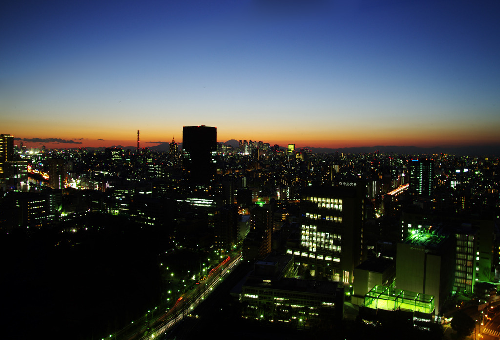 黄昏時～後楽園・新宿方面