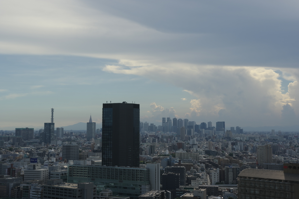 新宿上空