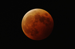RED MOON
