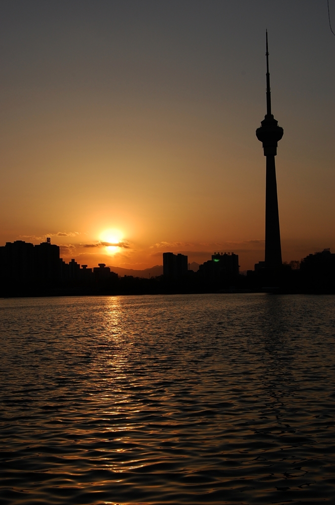 夕暮れの北京公園